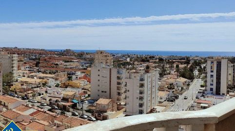 Apartamento con piscina compartida en Playa de los Locos, en la provincia de Alicante, en la localidad de Torrevieja. 2 habitacion, imatge 2