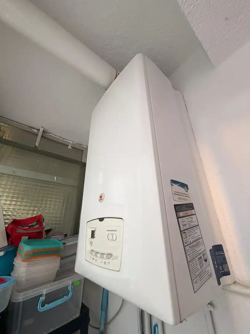 Kitchen of Flat for sale in Valdemoro  with Air Conditioner and Heating