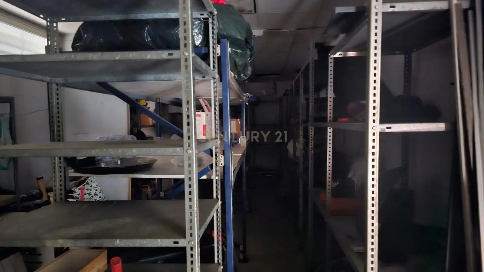 Local comercial en venda a Carrer de Can Murtra, 44, La Florida, Spain, imagen 5