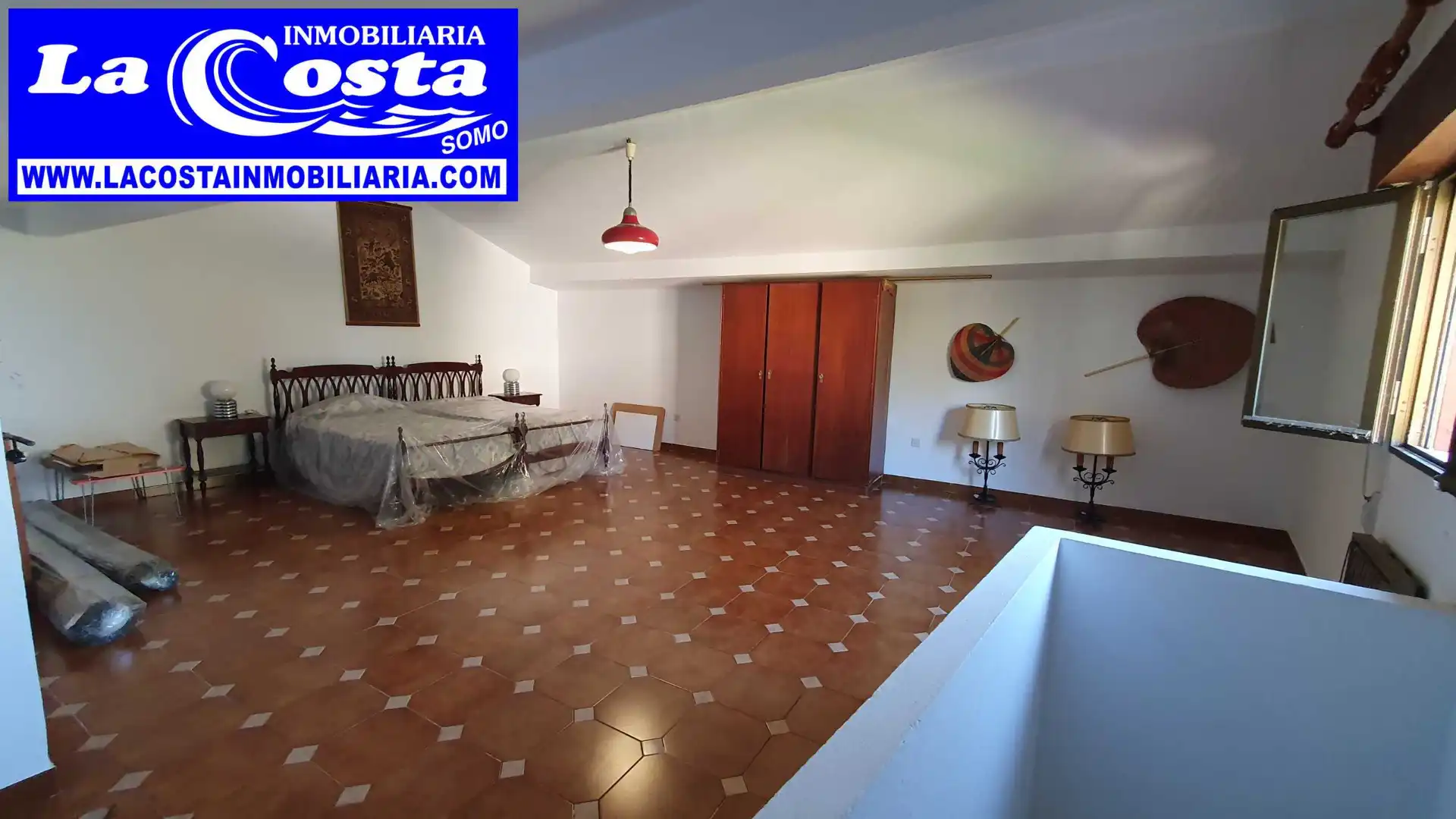 Habitación de Casa adosada en venta en Marina de Cudeyo con Jardín privado y Lavadora