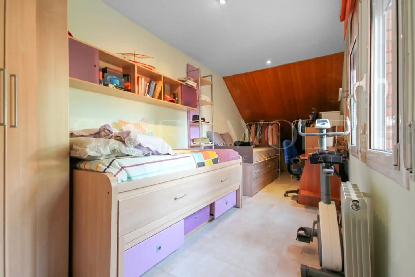 Dormitori de Casa o xalet en venda en Corbera de Llobregat amb Aire condicionat, Calefacció i Jardí privat