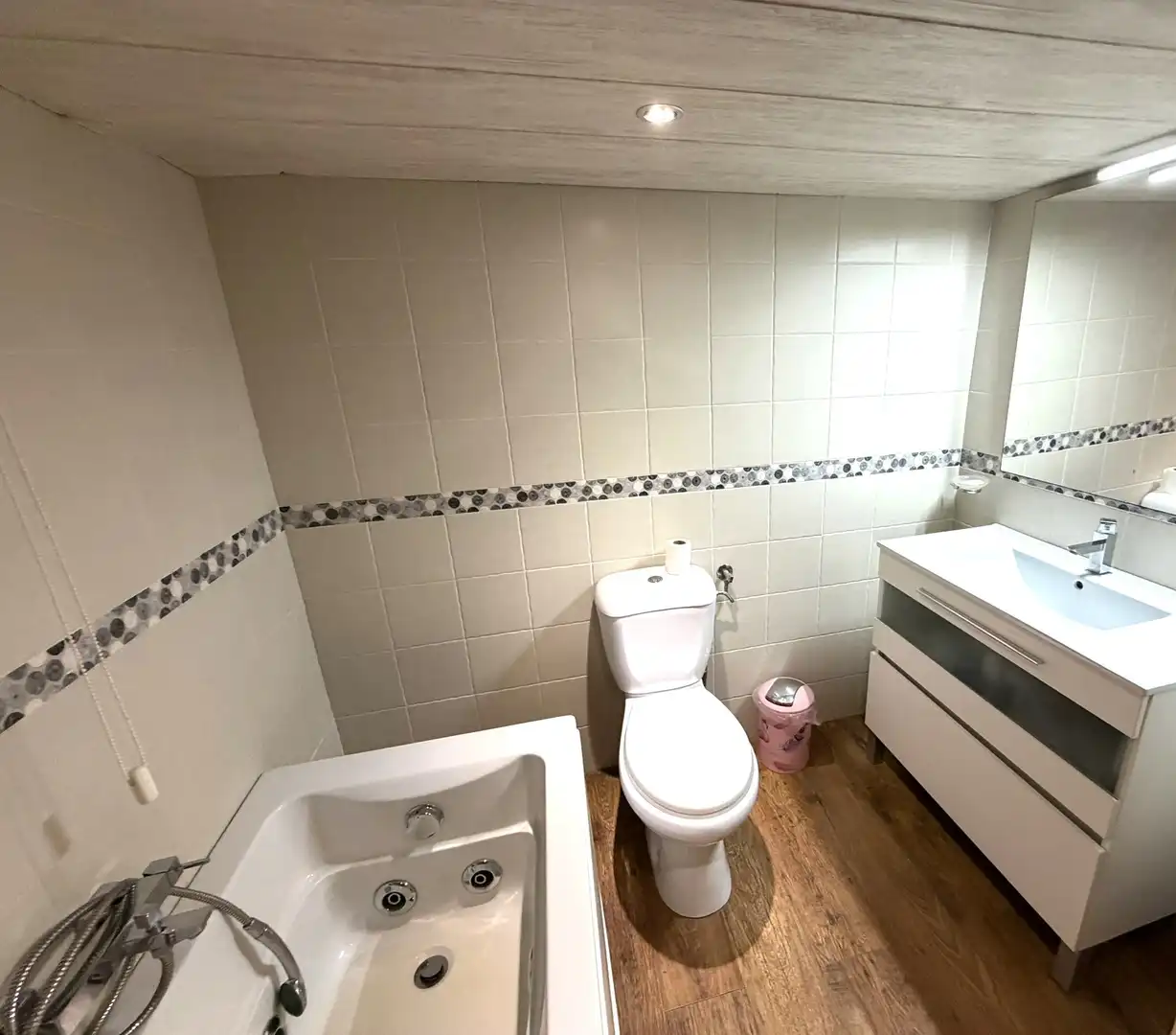 Baño de Finca rústica en venta en Flix