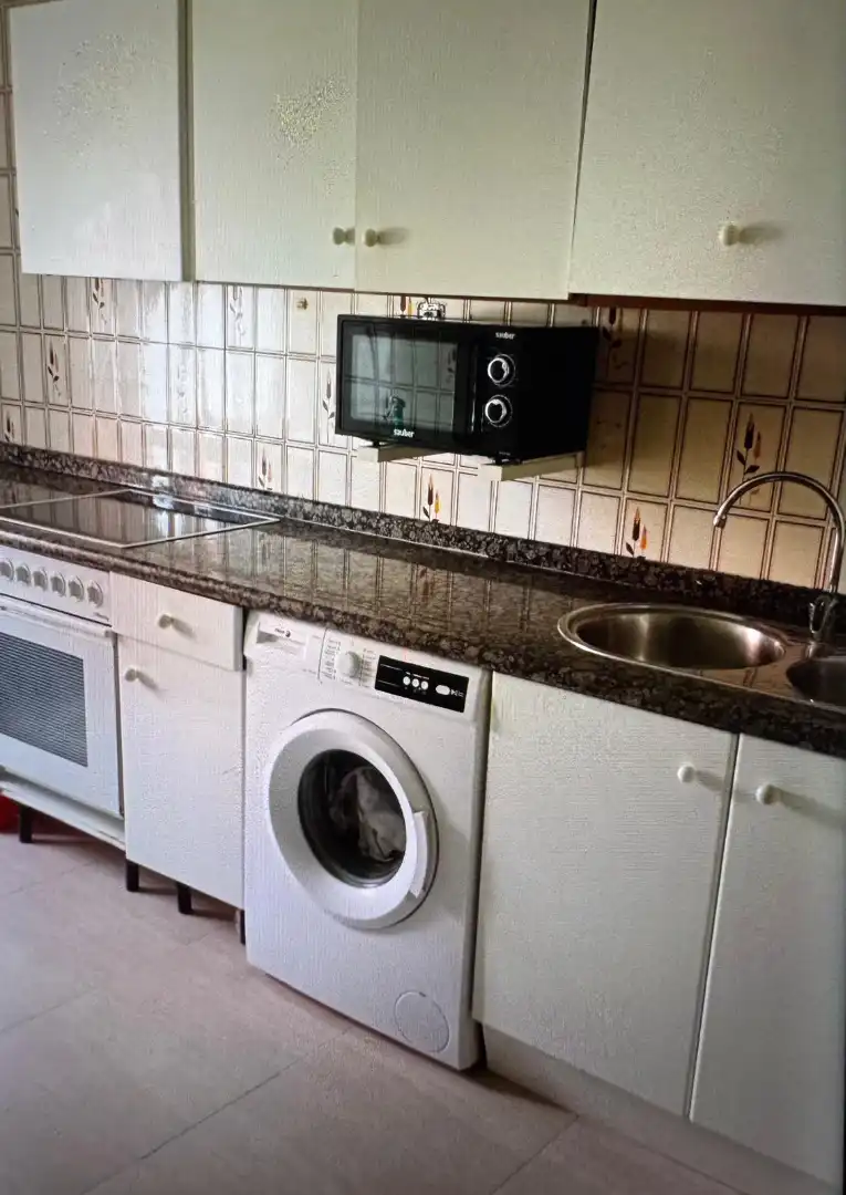 Casa amb terrassa en venda a Fuenmayor, imagen 2