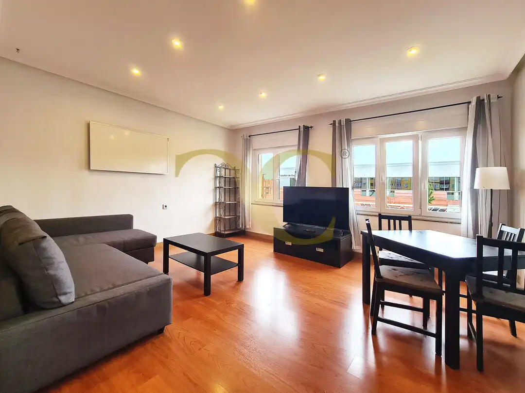 Piso con jardín en venta en Grupo la Tejerona