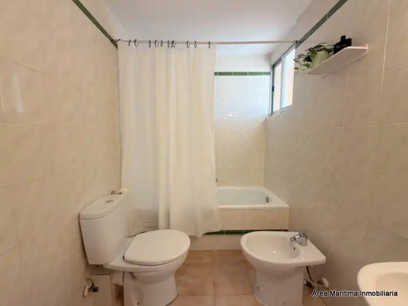 Badezimmer von Dachboden zur Miete in Valencia mit Klimaanlage, Heizung und Terrasse