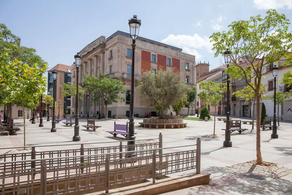 Außenansicht von Geschaftsraum zur Miete in Soria Capital 
