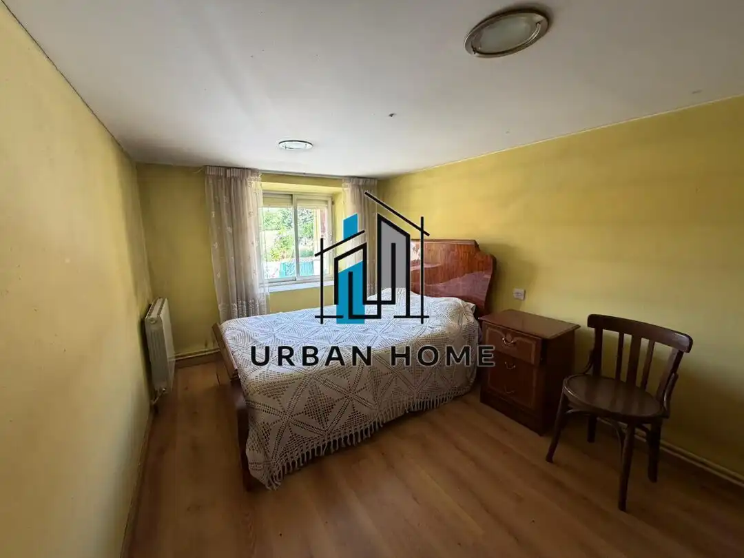 Habitación de Casa o chalet en venta en Cimanes del Tejar con Calefacción y Jardín privado