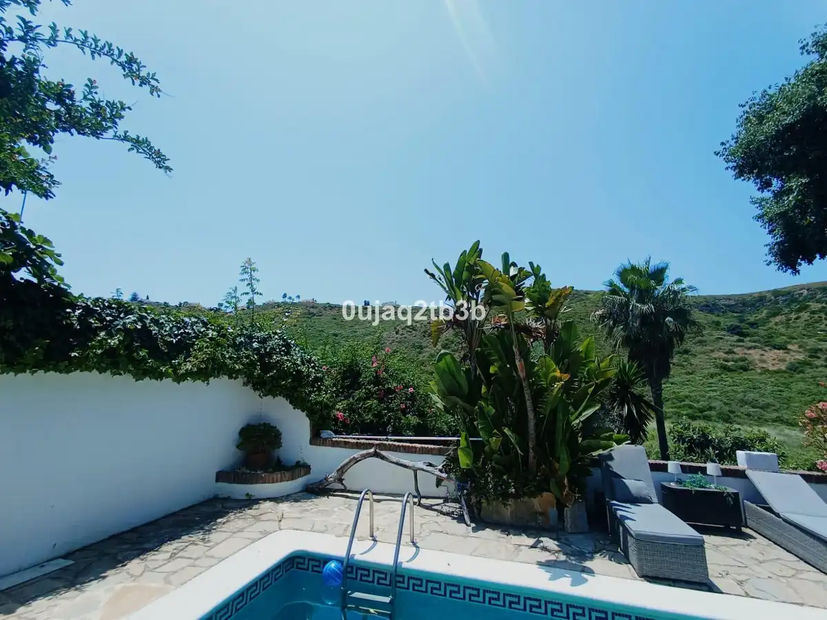 Jardín de Finca rústica en venta en Manilva con Aire acondicionado, Jardín privado y Terraza