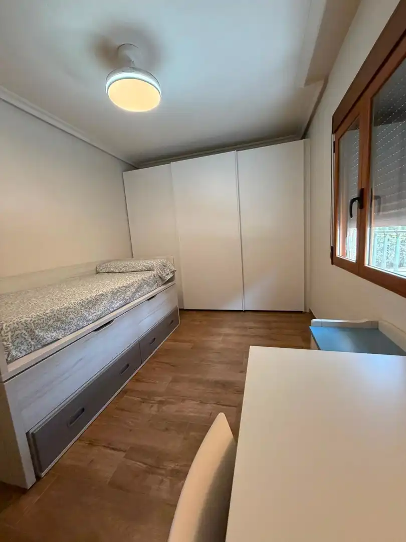 Chalet con piscina en alquiler en Valverde, imagen 19