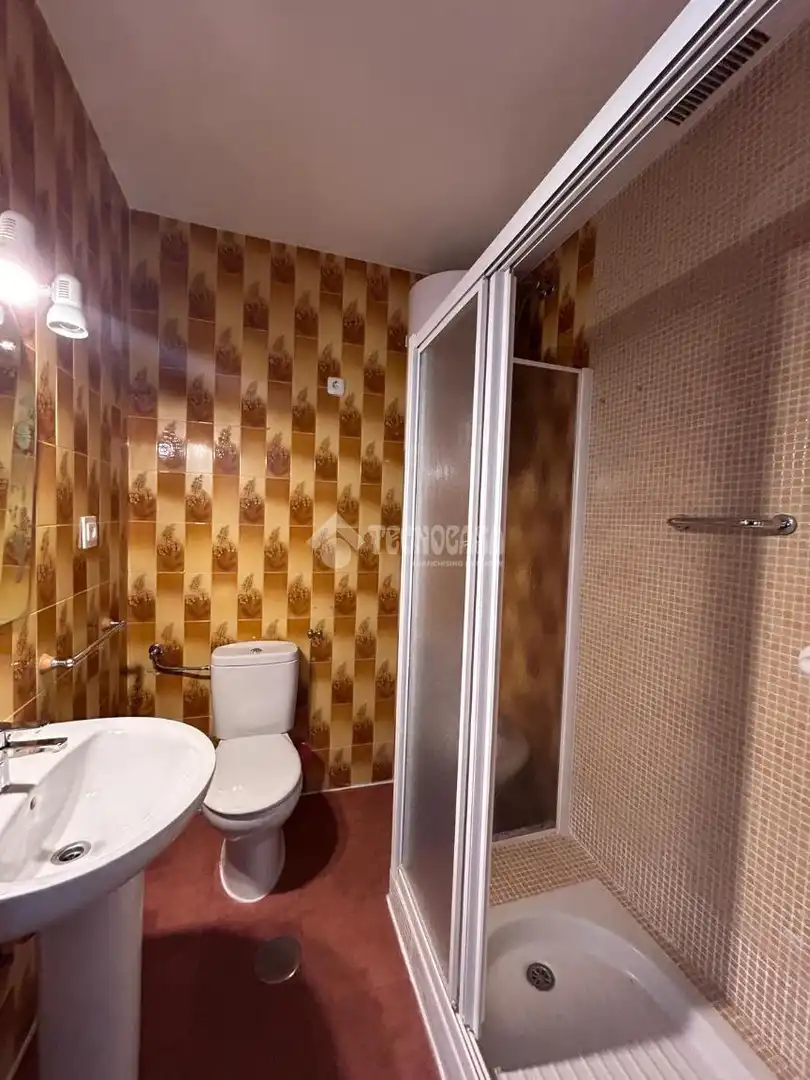 Bathroom of Houses for sale in Valdemoro  with Heating