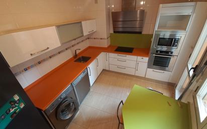 Kitchen of Flat for sale in Zamora Capital   with Heating and Terrace