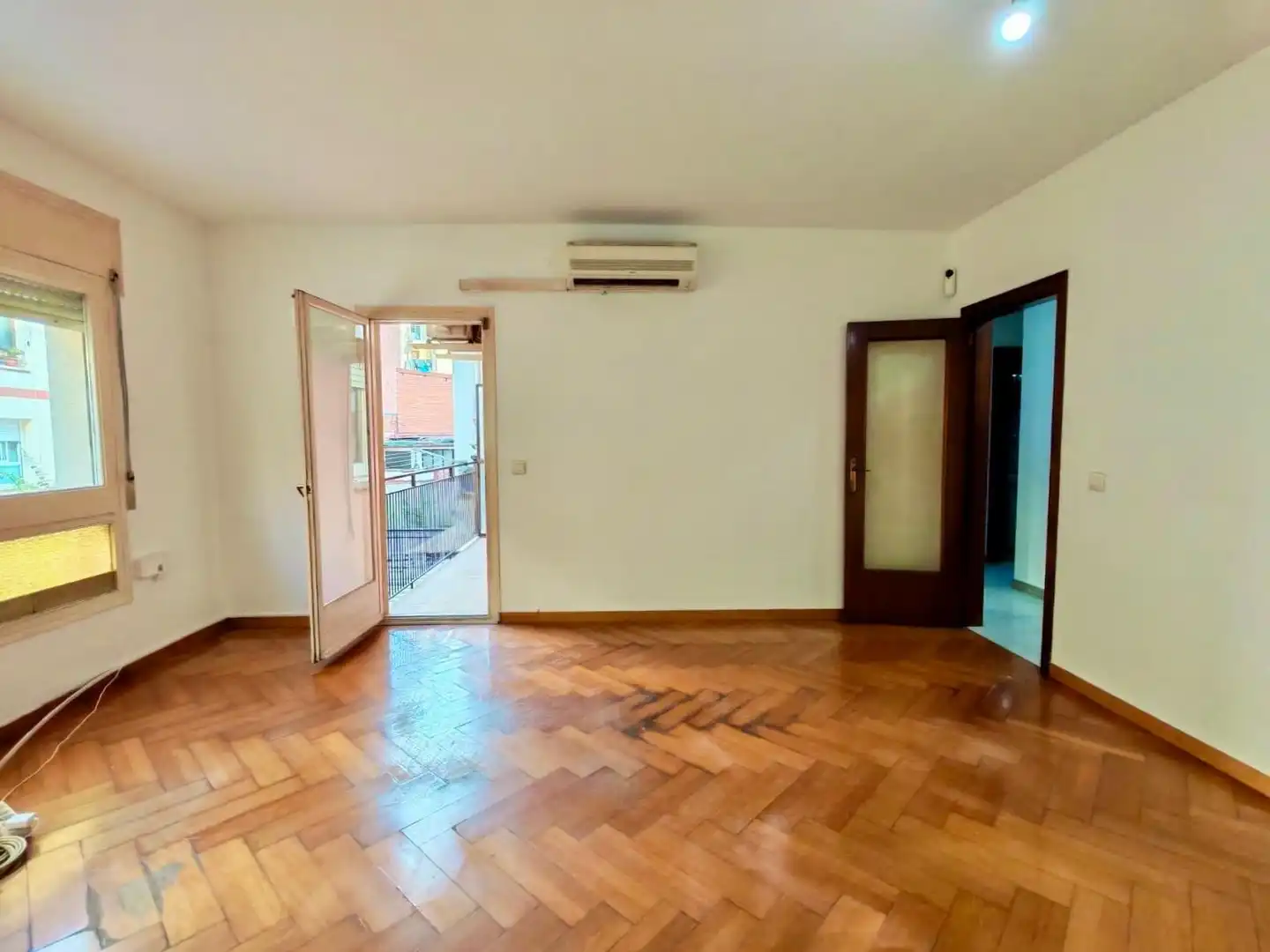 Planta baja en venta en Carrer CATALUNYA, Centre