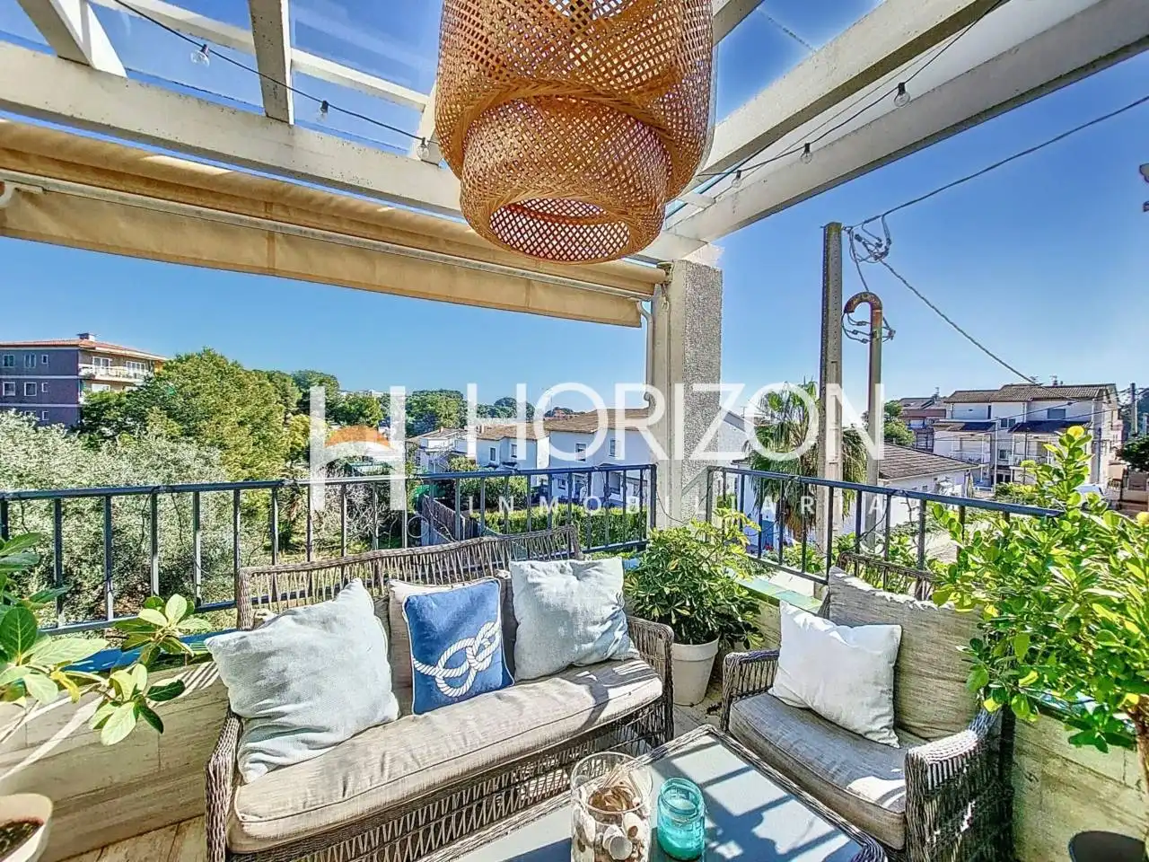 Terraced house with pool for sale in Avenida Comte Gómez de Orbaneja