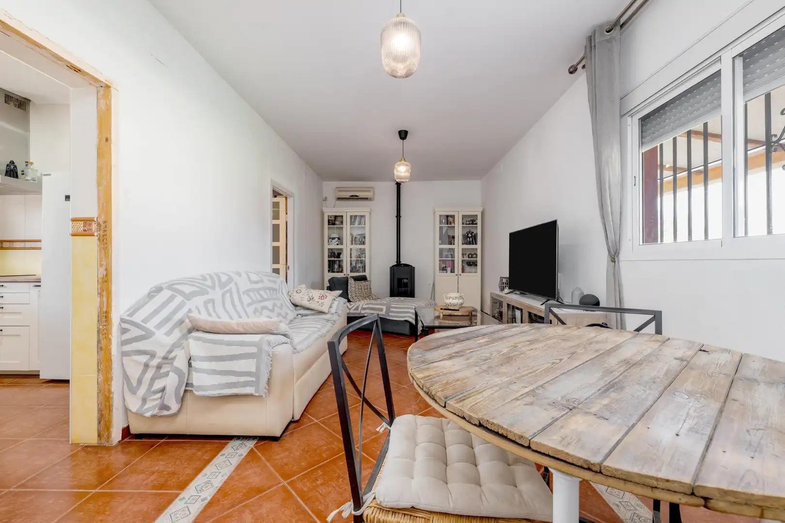 Living room of Houses for sale in La Rinconada  with Air Conditioner, Heating and Private garden