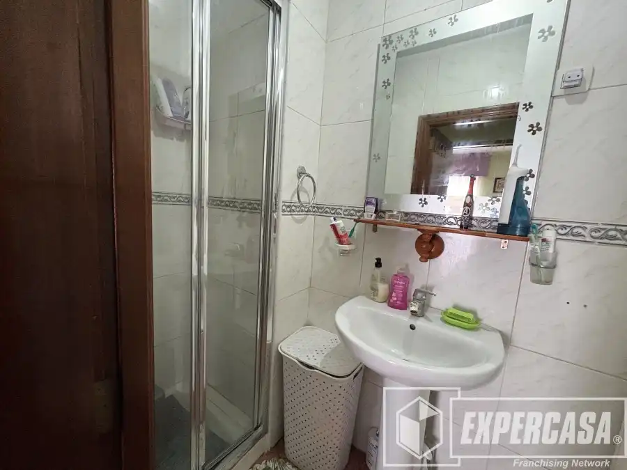 Baño de Piso en venta en Castellón de la Plana / Castelló de la Plana con Amueblado