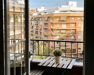 Vista exterior de Pis de lloguer en  Valencia Capital amb Aire condicionat, Calefacció i Rentadora