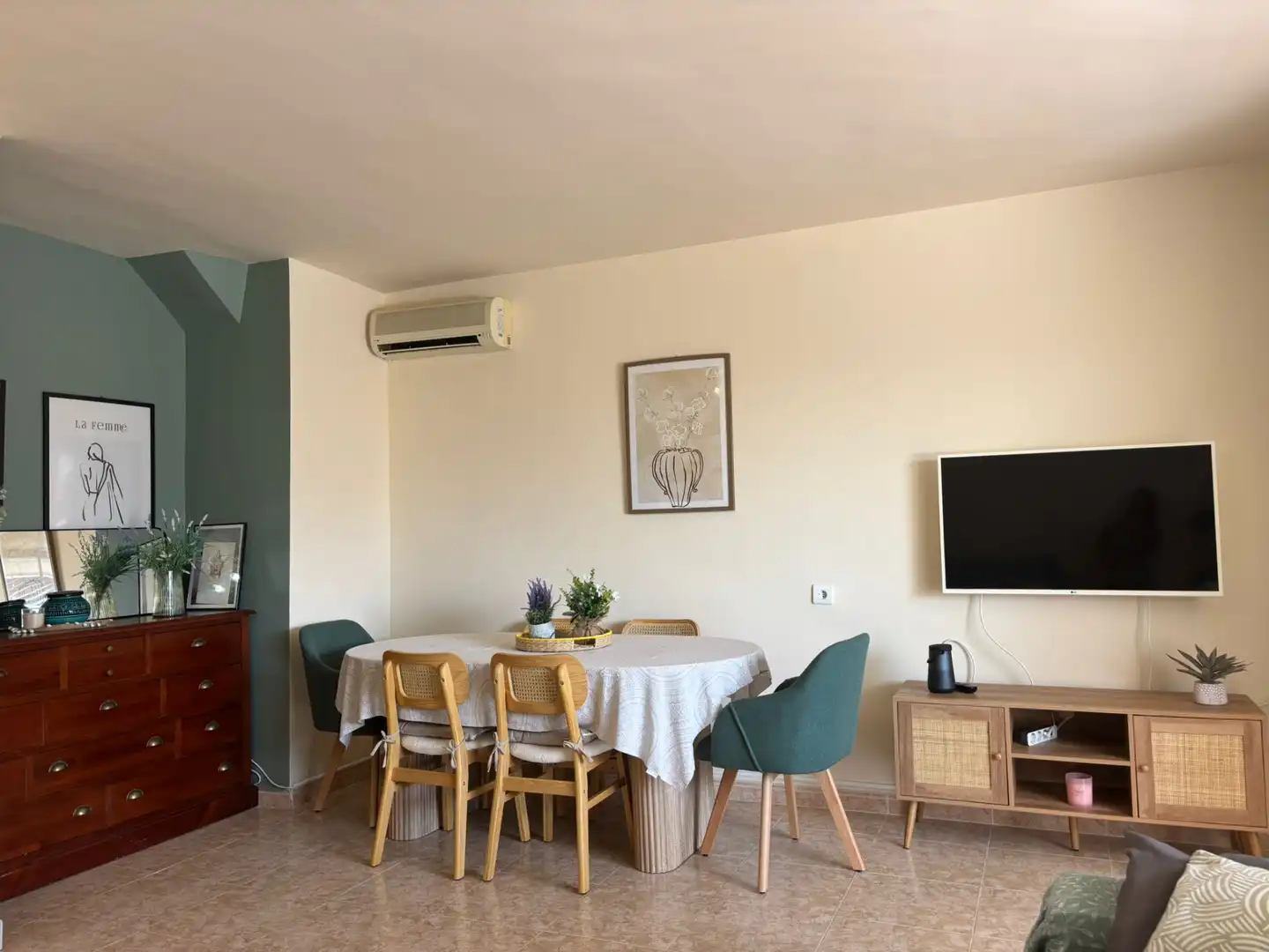 Dining room of Flat for rent in Cambrils  with Air Conditioner, Furnished and Oven