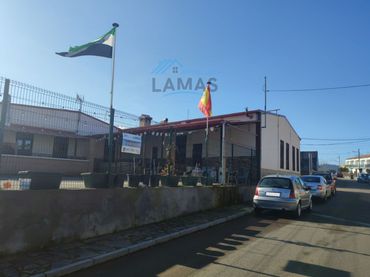 Local comercial en venda a Calle Pizarro 1