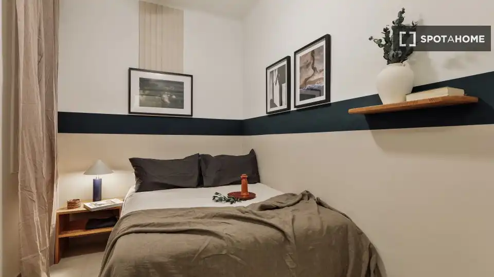 Habitación de Piso de alquiler en Barcelona con Aire acondicionado, Calefacción y Amueblado