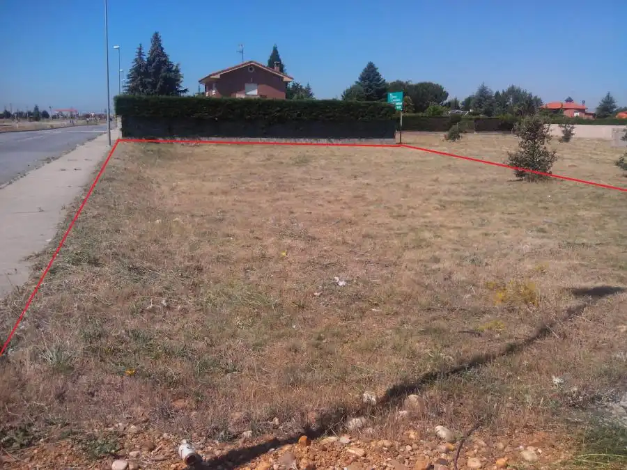 Terreni e lotti in vendita a Avenida de Santiago, imagen 3