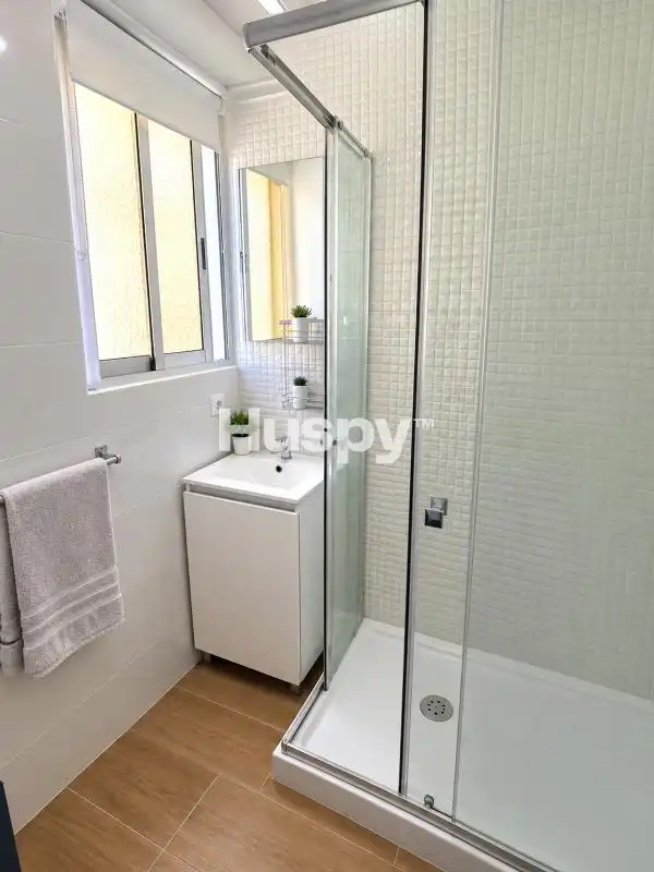 Bathroom of Attic for sale in Norte