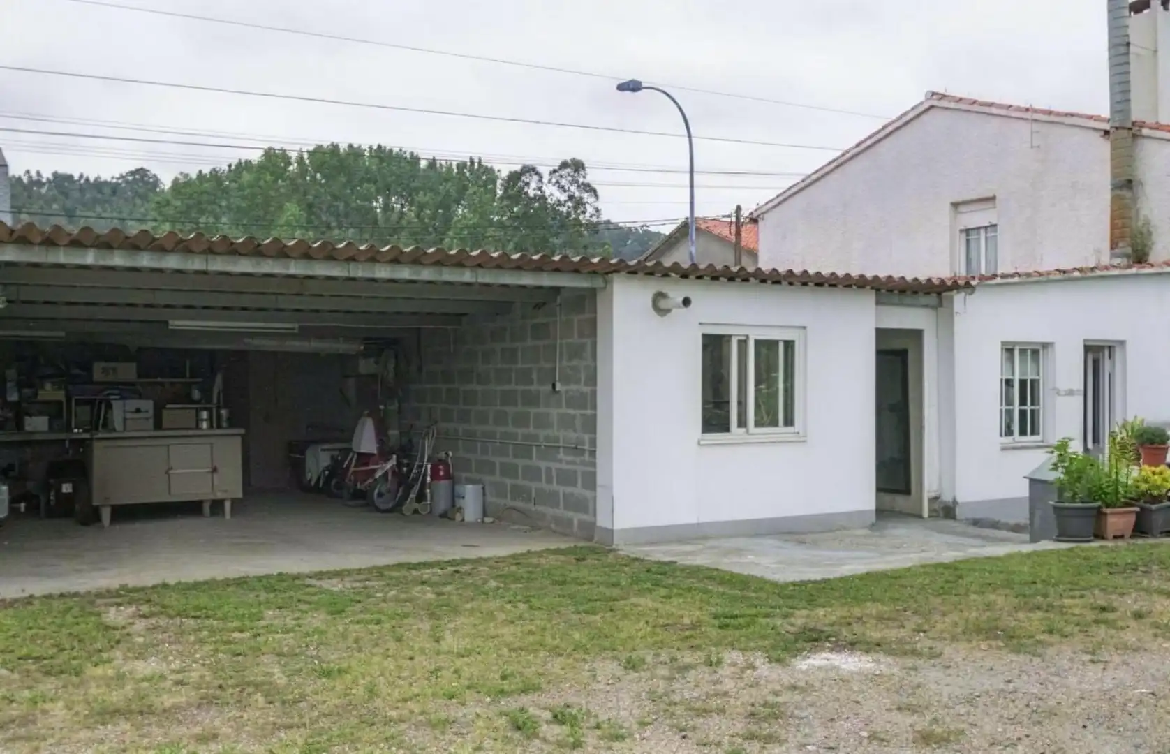 Vista exterior de Casa o chalet en venta en Culleredo con Calefacción, Jardín privado y Parquet