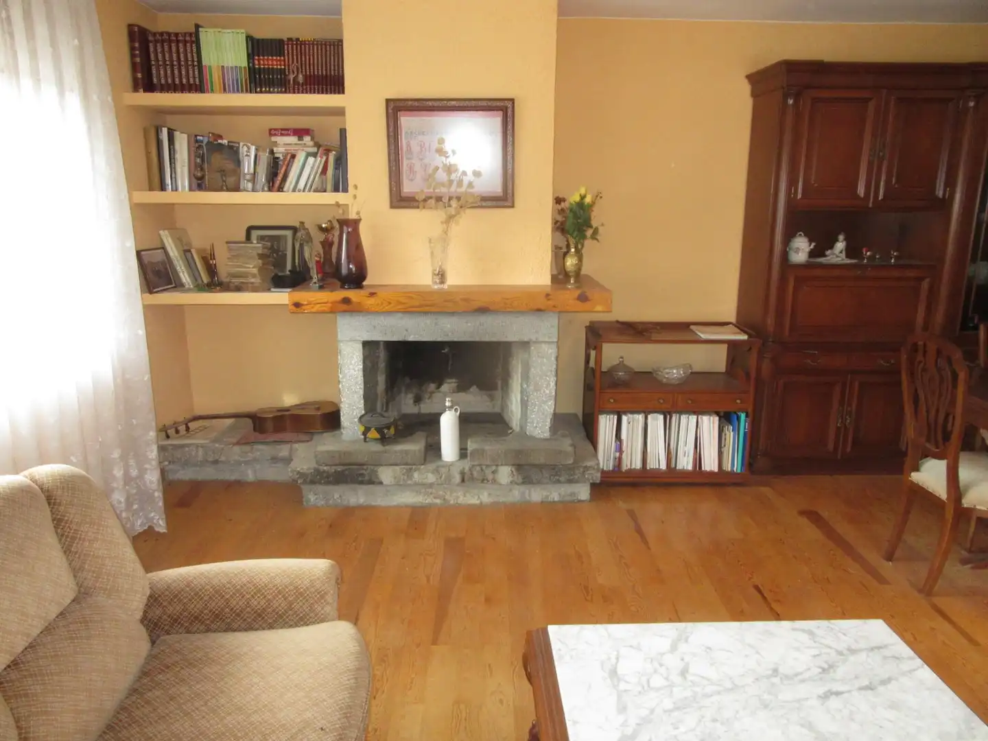 Sala de estar de Finca rústica en venta en Villanúa con Calefacción, Terraza y Trastero