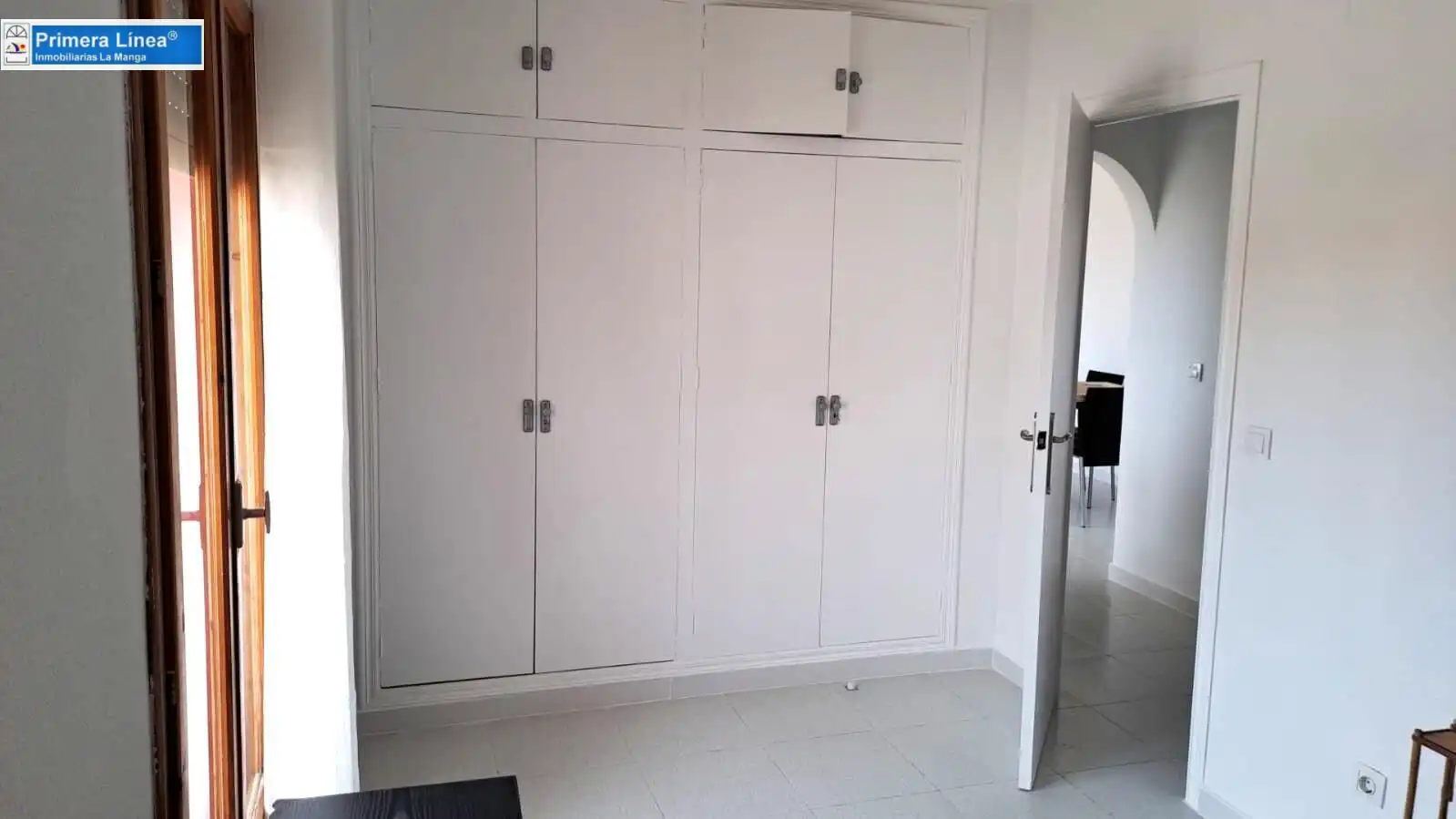 Wohnungen zum Verkauf in Cartagena mit Privatgarten, Terrasse und Möbliert
