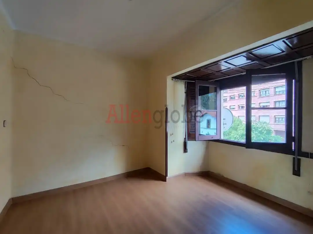 Dormitori de Casa o xalet en venda en Oviedo 