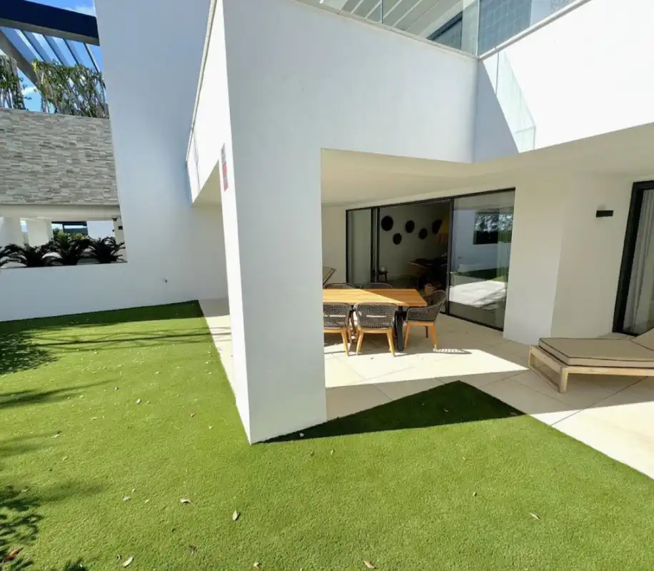 Piso con piscina en venta en Elviria - Cabopino, imagen 4