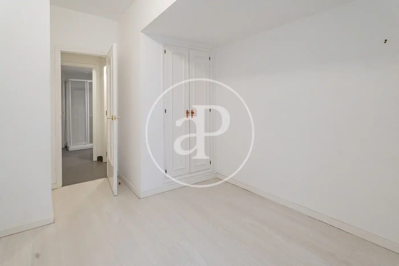 Habitación de Piso en venta en Madrid con Aire acondicionado, Calefacción y Terraza