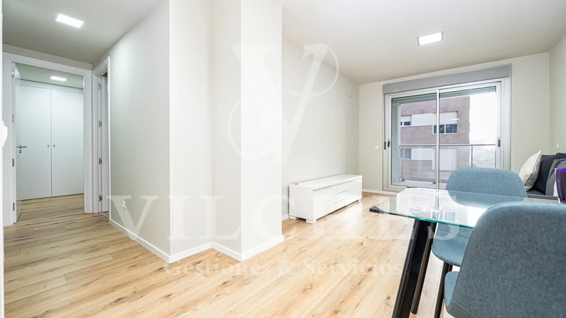 Sala d'estar de Pis de lloguer en Las Palmas de Gran Canaria amb Traster, Moblat i Balcó