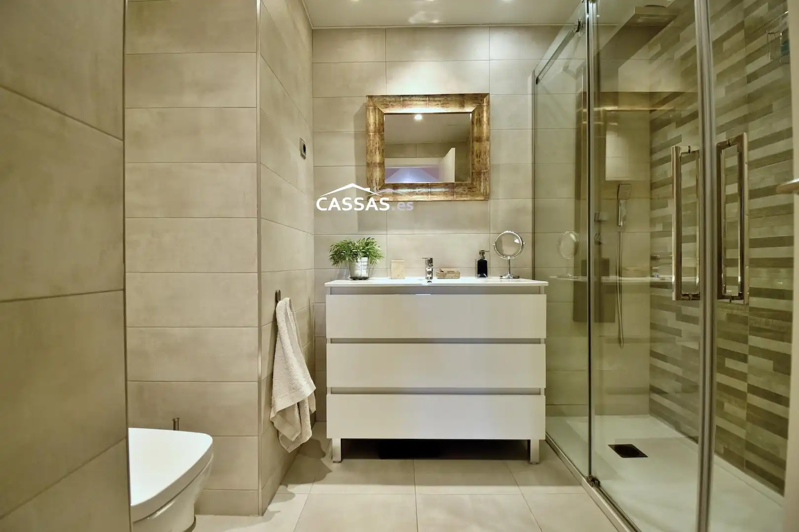 Bathroom of Flat for sale in Torrejón de Ardoz  with Air Conditioner and Heating