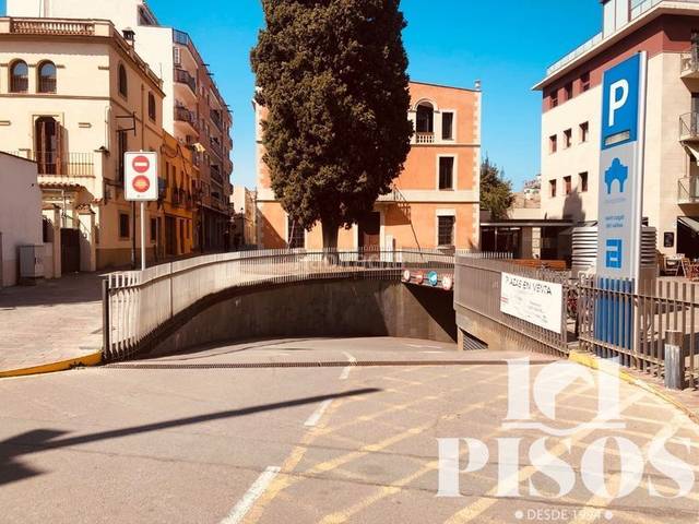 Garaje en Alquiler en Zona Centre en Centre - Estació