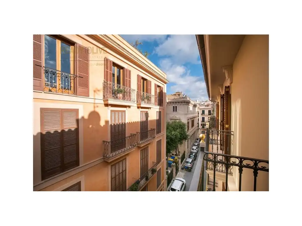 Außenansicht von Dachboden zum Verkauf in  Palma de Mallorca mit Klimaanlage, Ofen und Balkon