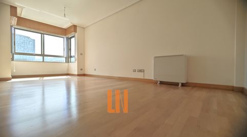 Photo 3 of Flat for rent in Rúa Juan de Ciorraga, 5 - B, Someso - Matogrande, A Coruña Capital