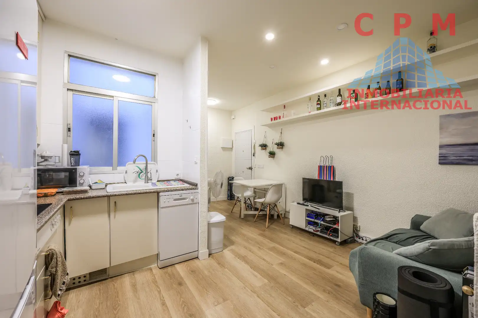 Kitchen of Flat for rent in Madrid  with Heating, Furnished and Oven