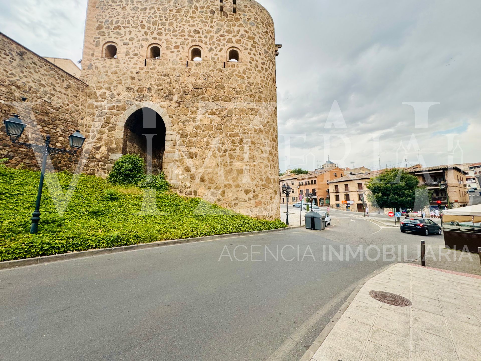 Exterior view of Apartment for sale in  Toledo Capital  with Air Conditioner and Balcony