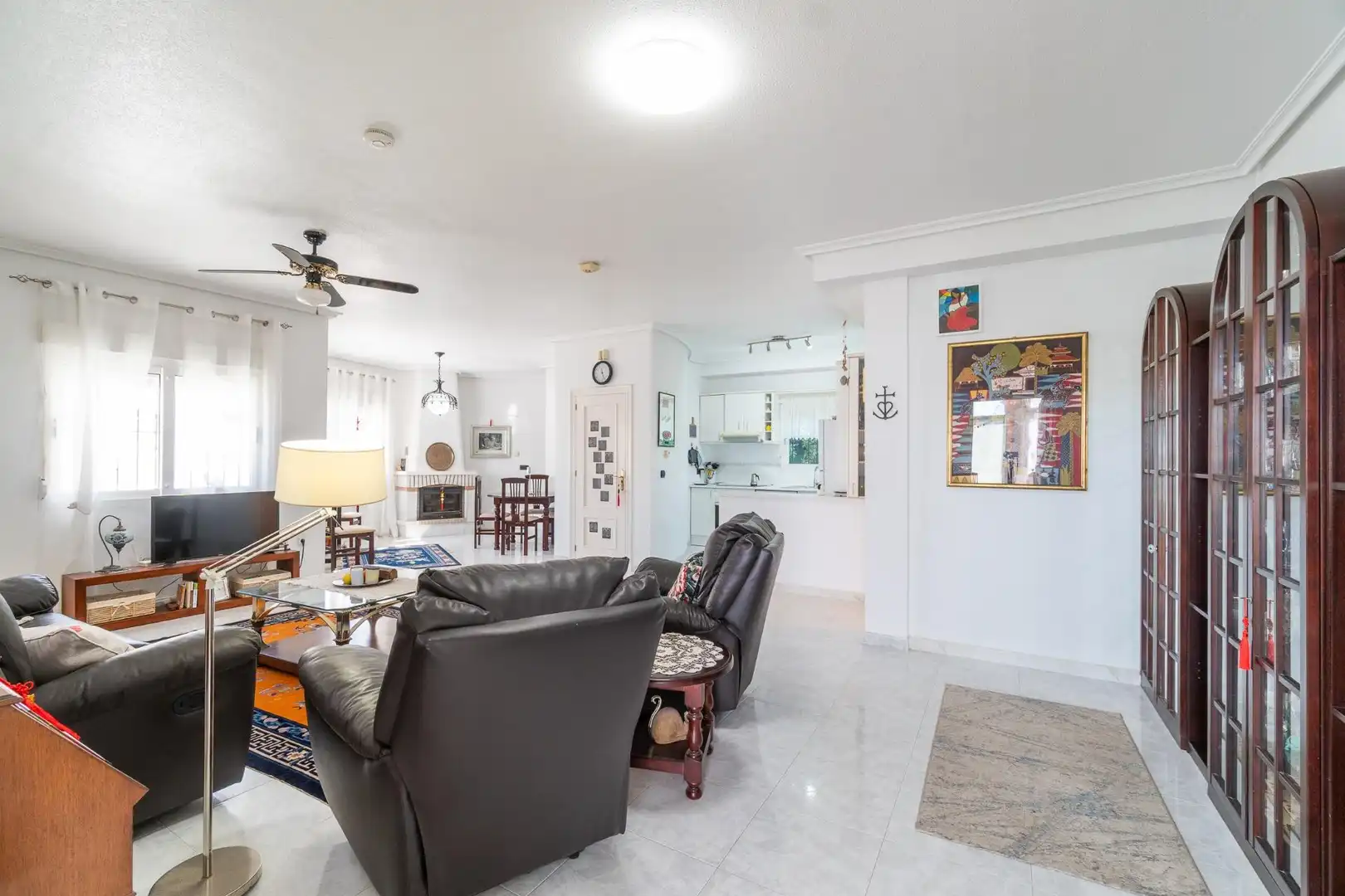 Sala d'estar de Casa o xalet en venda en Orihuela amb Aire condicionat, Jardí privat i Terrassa