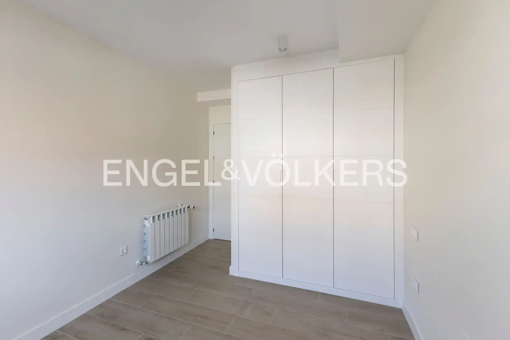 Bedroom of Flat for sale in Guadalajara  with Heating, Furnished and Balcony