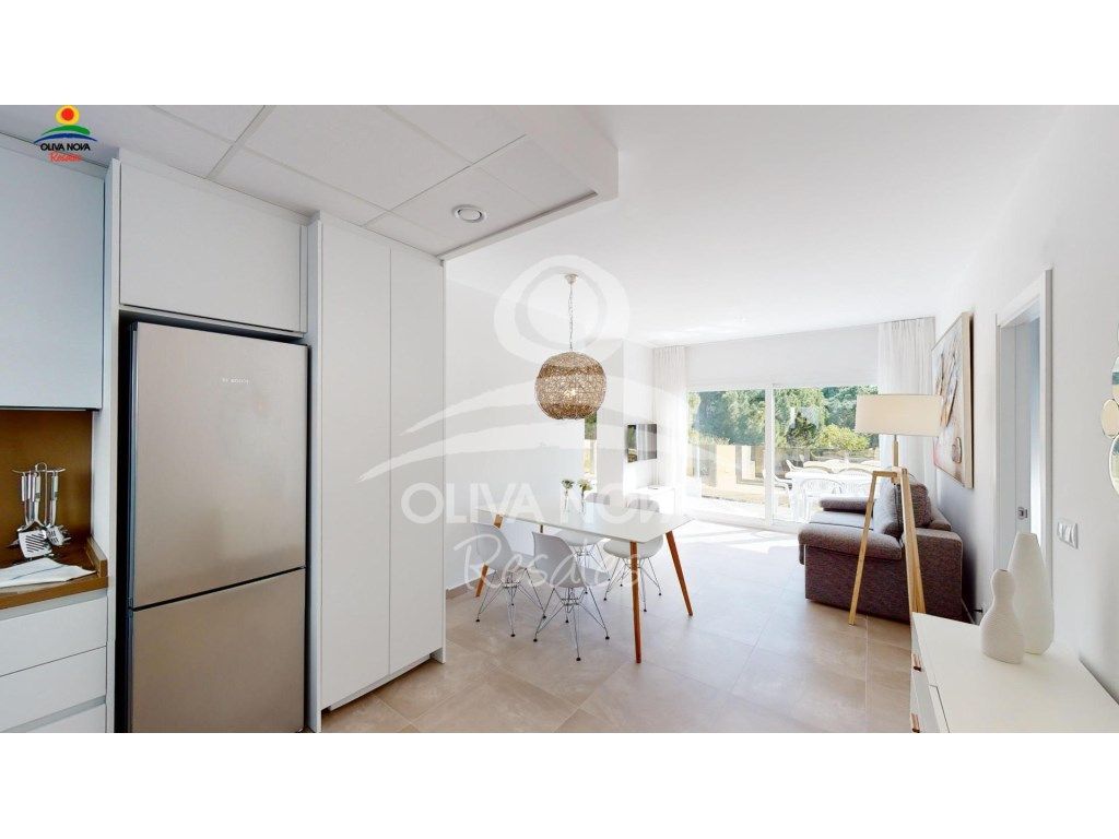 Vista exterior de Apartament en venda en Oliva amb Calefacció, Terrassa i Piscina comunitària