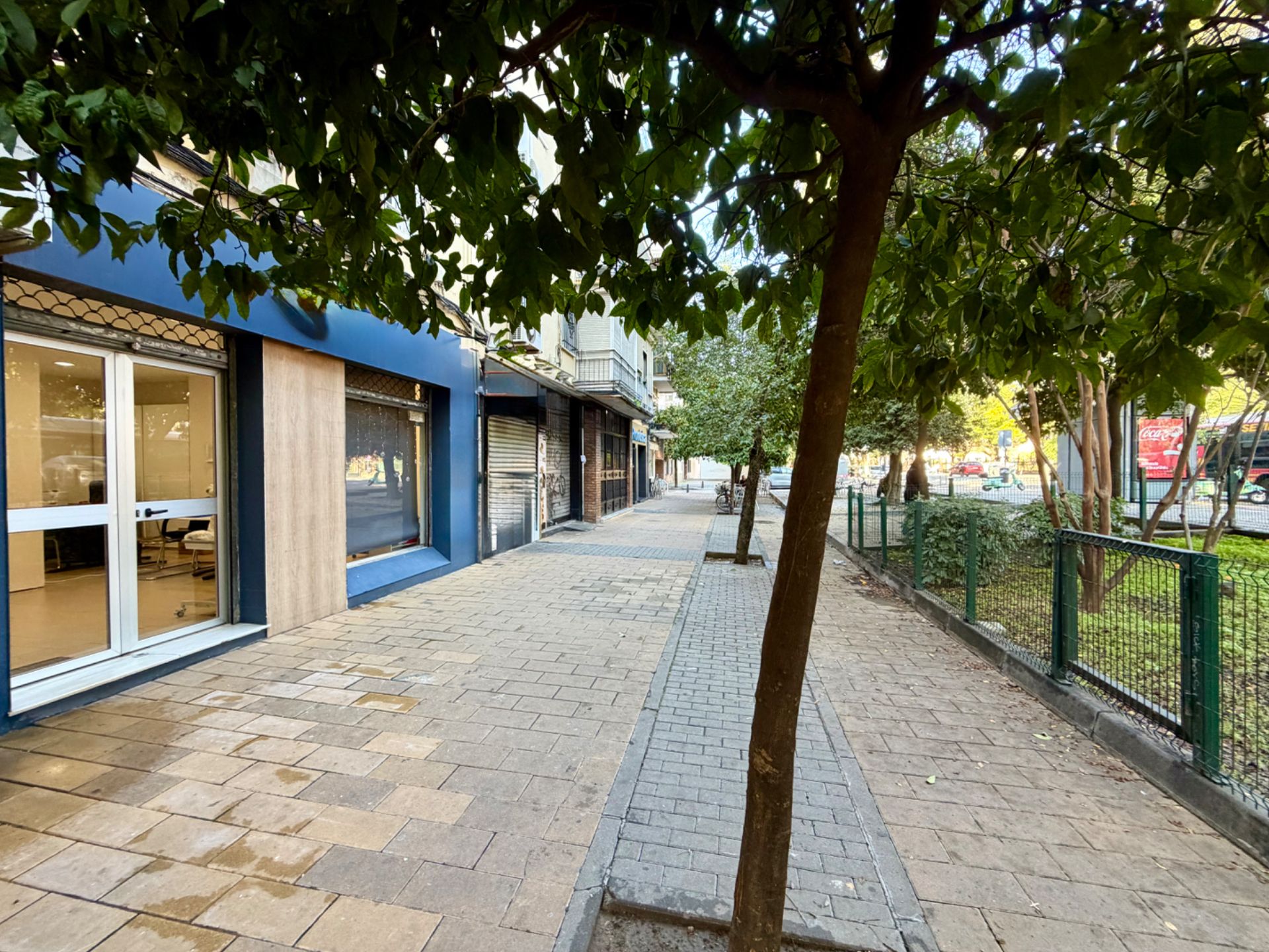 Exterior view of Premises to rent in  Sevilla Capital  with Air Conditioner, Heating and Terrace