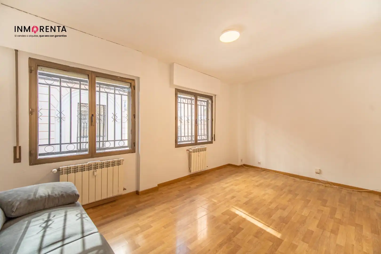 Living room of Flat for sale in Madrid  with Heating and Furnished