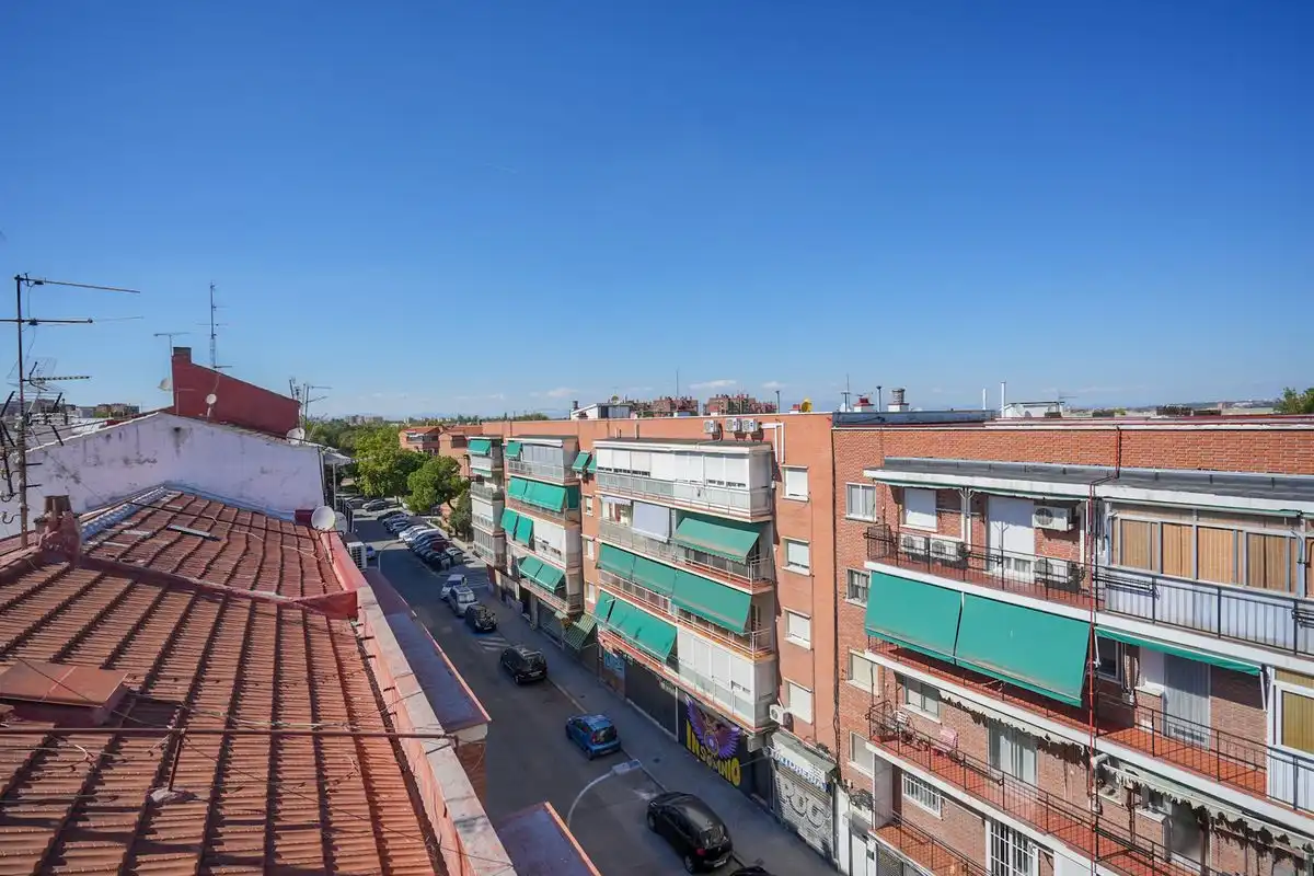 Vista exterior de Piso en venta en Madrid con Aire acondicionado y Calefacción