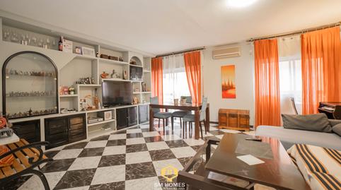 Foto 2 de Pis en venda a Calle de Rodríguez Espinosa, Palomeras Bajas, Madrid