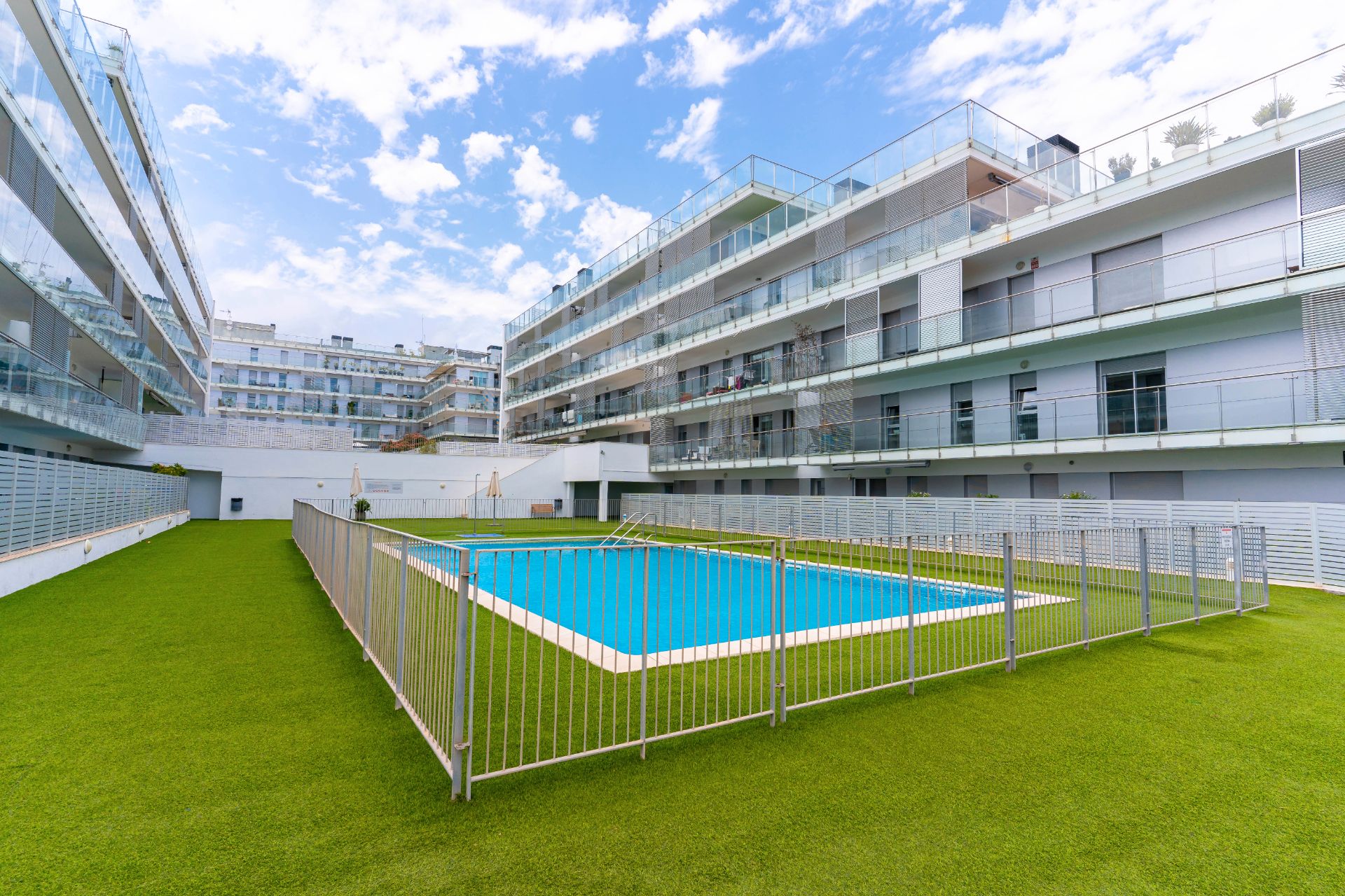 Swimming pool of Flat for sale in Sant Andreu de Llavaneres  with Air Conditioner, Heating and Private garden
