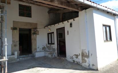 Casa o xalet en venda en Polanco amb Jardí privat