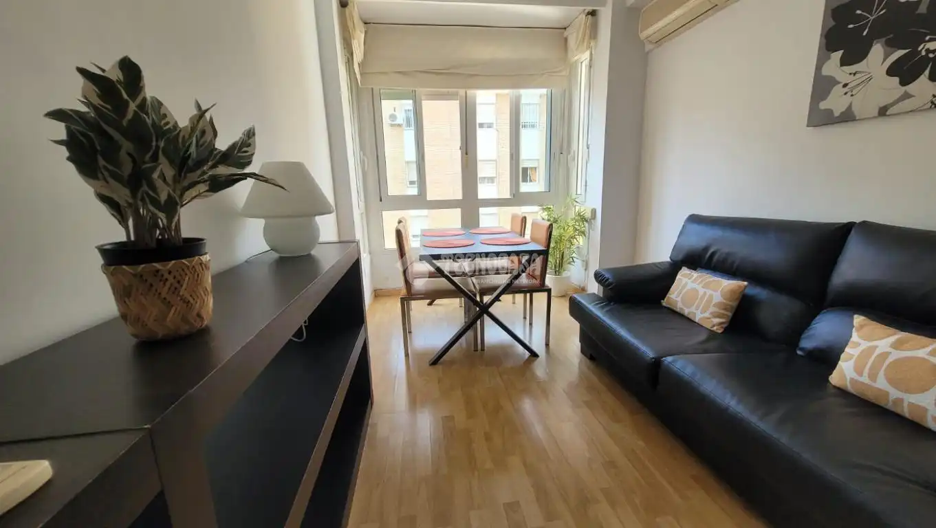 Sala de estar de Piso en venta en Sevilla
