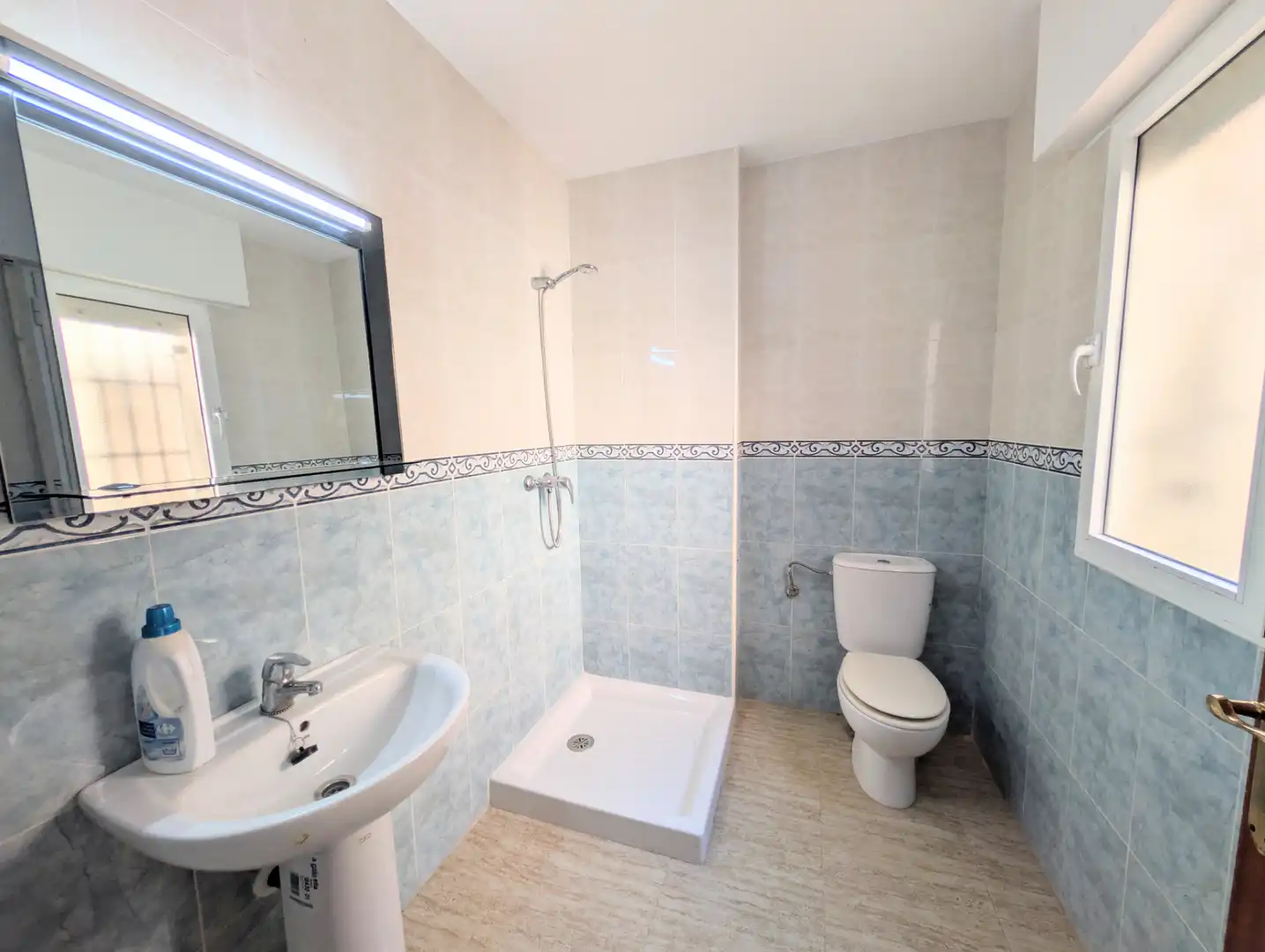 Baño de Casa adosada en venta en Cartagena con Jardín privado, Terraza y Amueblado