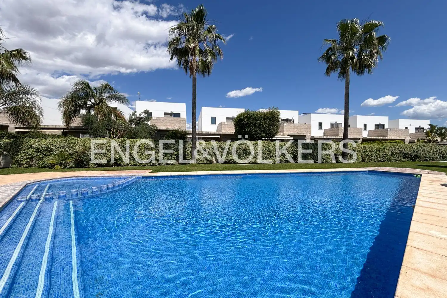 Piscina de Casa o chalet de alquiler en Bétera con Aire acondicionado, Calefacción y Jardín privado